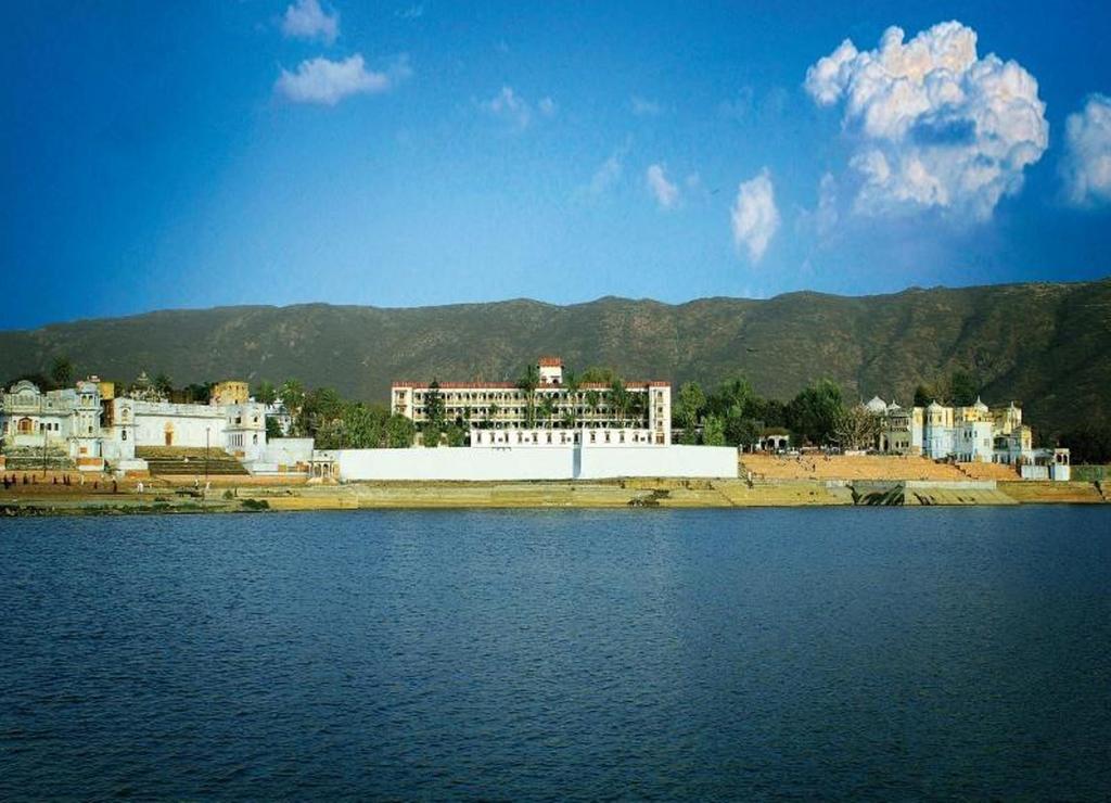 Hotel Pushkar Palace Exterior photo