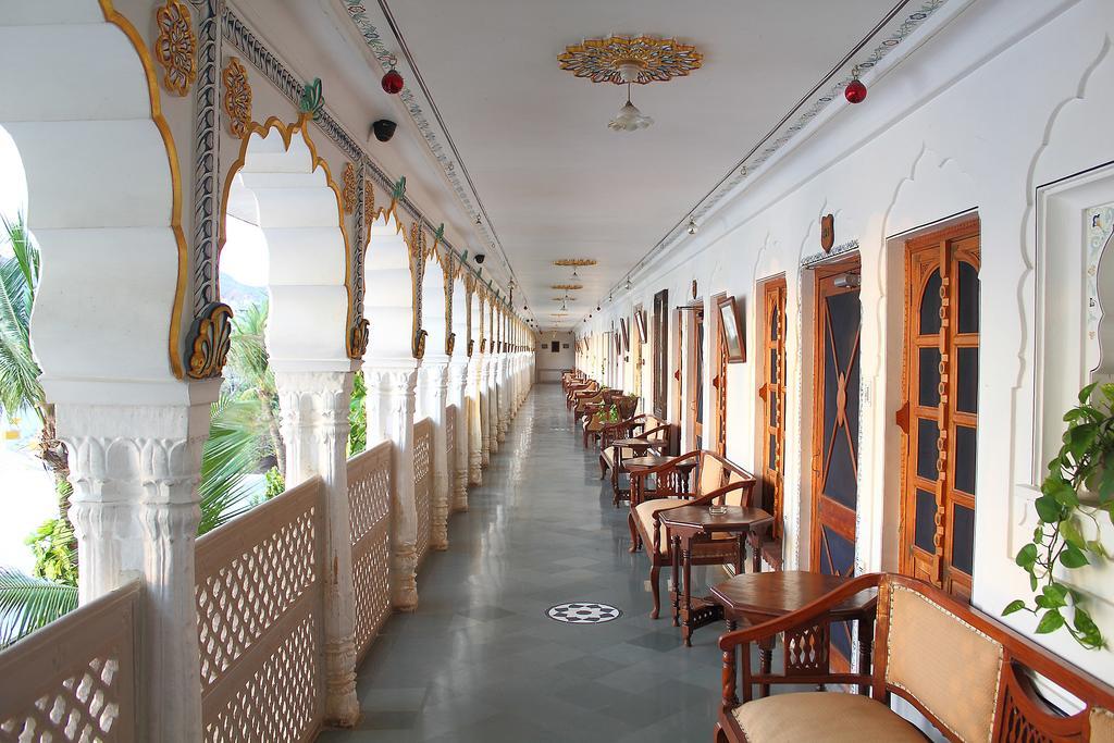 Hotel Pushkar Palace Exterior photo