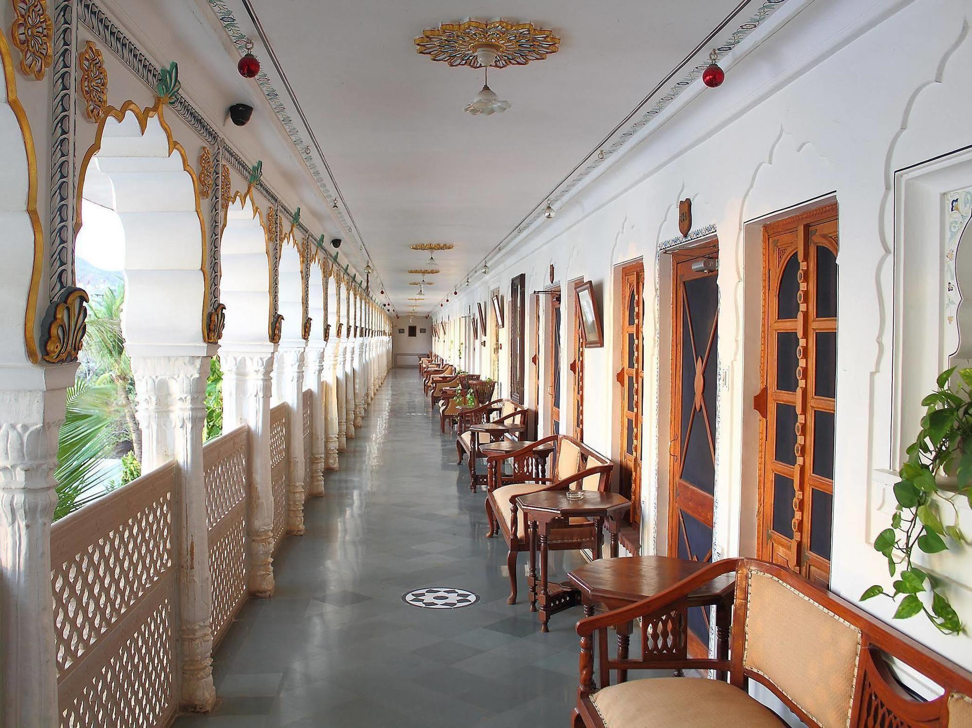 Hotel Pushkar Palace Exterior photo