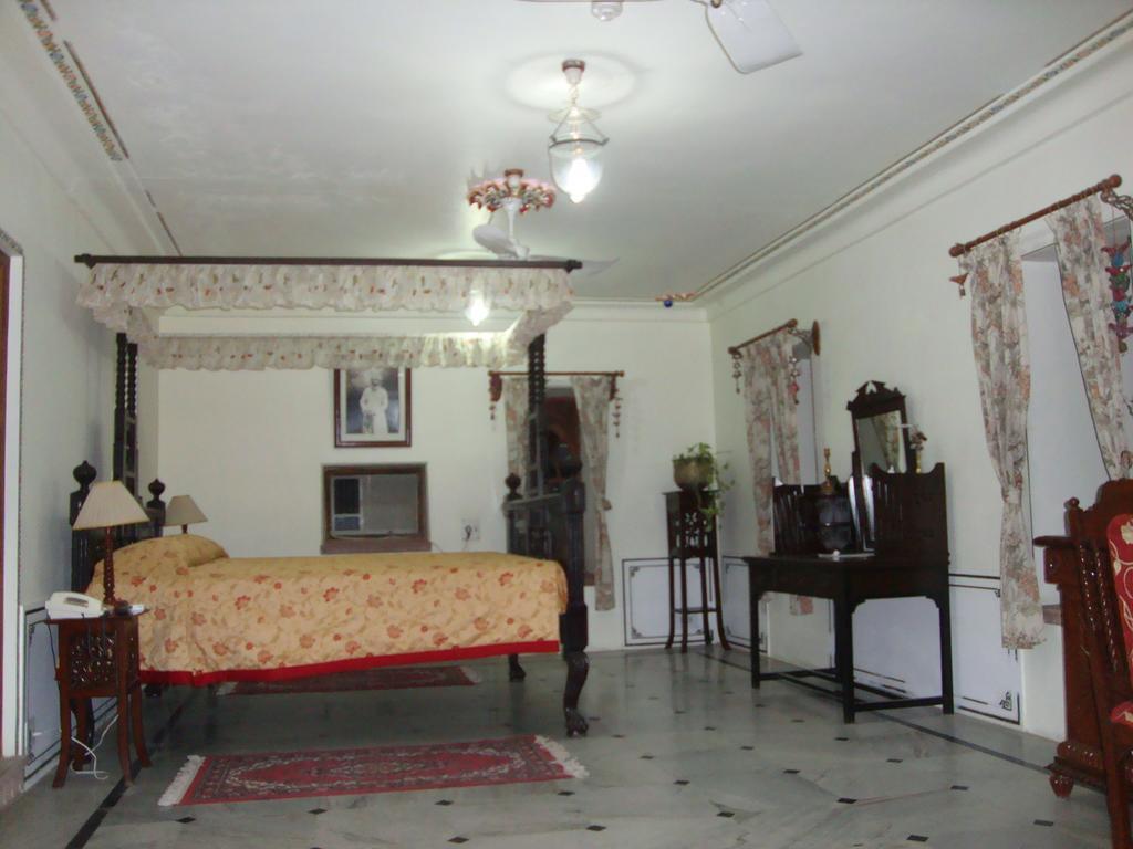 Hotel Pushkar Palace Room photo